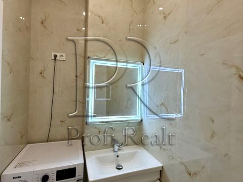 квартира за адресою Тарасівська вул., 8
