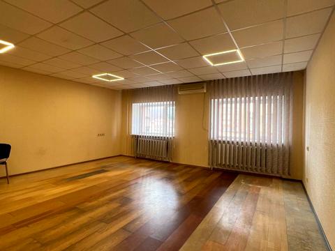 комерційна за адресою Ламана вул., 17