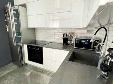 квартира по адресу Небесной Сотни просп. (Маршала Жукова), 111