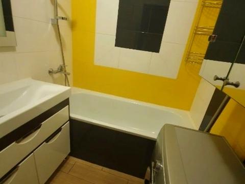 квартира за адресою Лариси Руденко вул., 21