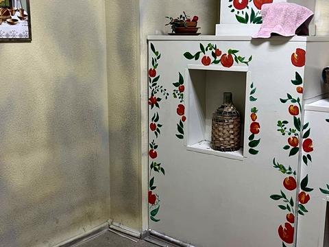 комерційна за адресою Князя Володимира Мономаха вул. (Отто Шмідта), 35-37