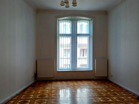 квартира за адресою Степана Руданського вул., 3