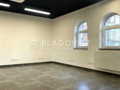 коммерческая по адресу Шота Руставели ул., 18