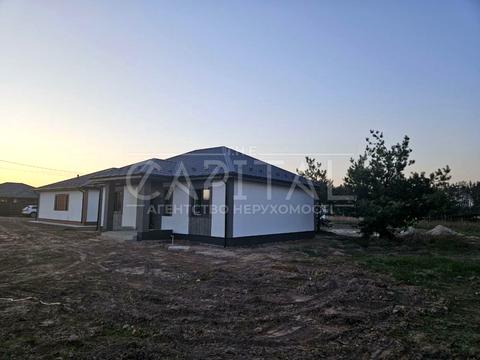 будинок за адресою Небесної Сотні вул. (Паризької Комуни)