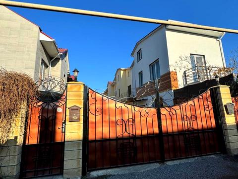 будинок за адресою Садова, 1/16г