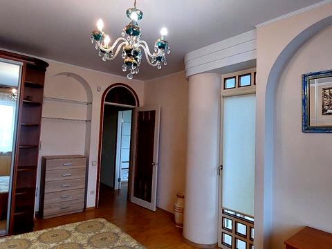 квартира за адресою Андрія Верхогляда вул. (Михайла Драгомирова), 4