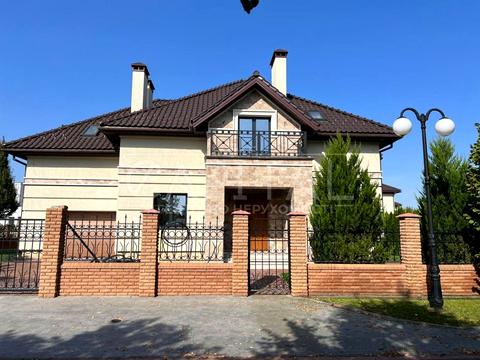 будинок за адресою Центральна, 5Б