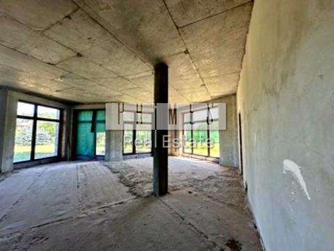 будинок за адресою Молодіжна вул.