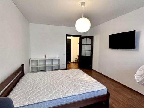 квартира за адресою Софії Русової вул., 7-А