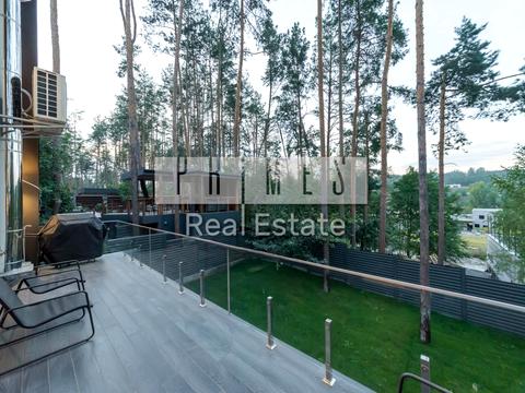 будинок за адресою Вишнева вул.