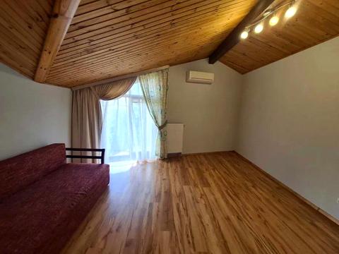 будинок за адресою Щаслива вул.