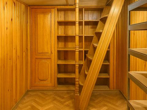 квартира за адресою Лабораторна вул., 14