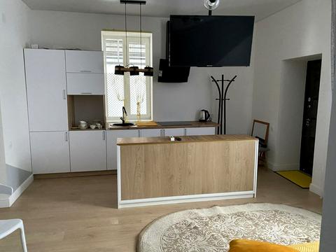 будинок за адресою Андрея Шептицького вул.