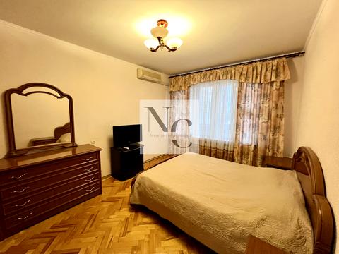 квартира за адресою Старонаводницька вул., 8