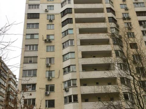 квартира за адресою Драгоманова вул., 44-А