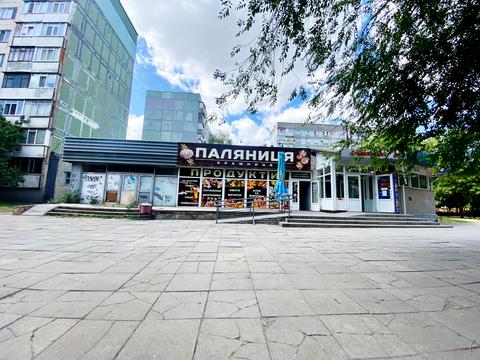 коммерческая по адресу Строителей бульв., 11