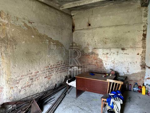 комерційна за адресою Підгірний, 20