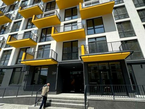 квартира за адресою Володимира Навроцького вул., 4