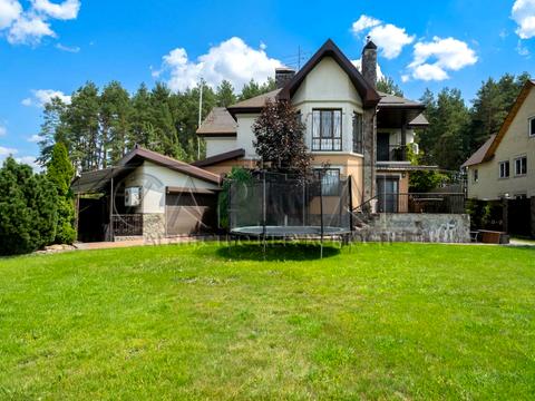 дом по адресу  ул.