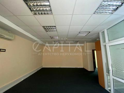 комерційна за адресою Ігорівська вул., 9