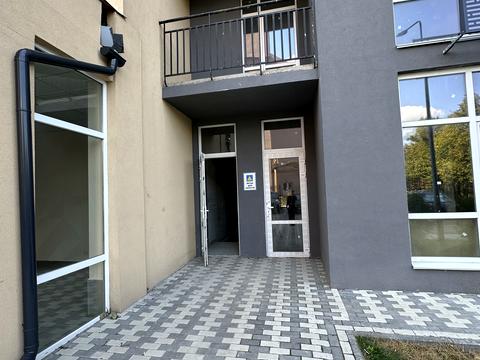 комерційна за адресою Академіка Заболотного вул., 148-В