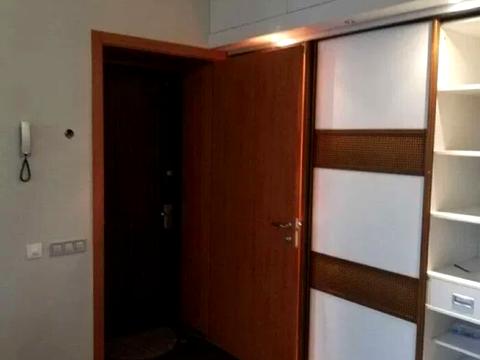 комерційна за адресою Велика Васильківська вул. (Червоноармійська), 18