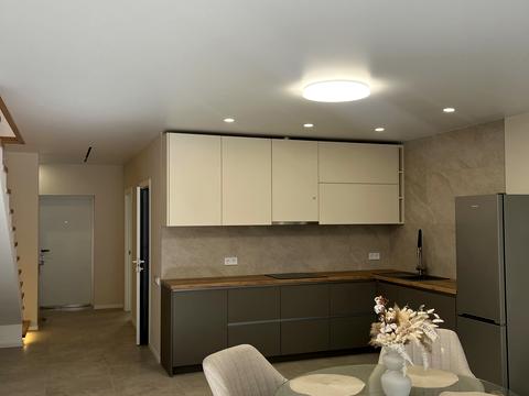 будинок за адресою Центральна