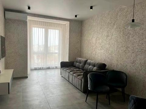 квартира за адресою Євгена Чикаленка вул. (Аржанова), 1