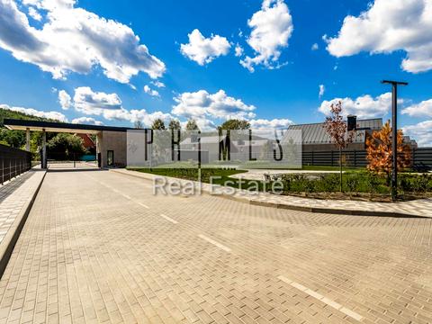будинок за адресою Піщана вул., 3