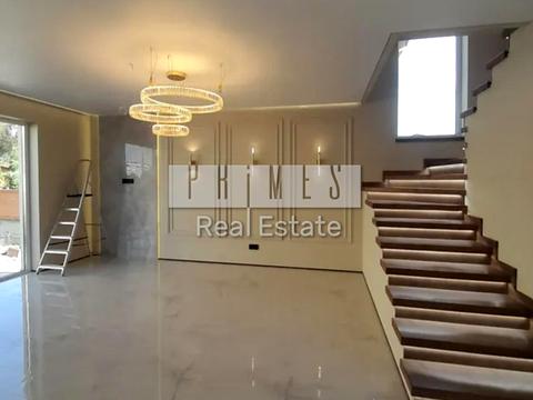 будинок за адресою Грушевського вул.