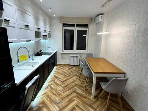 квартира по адресу Митрополита Василия Липковского ул. (Урицкого), 37-Б