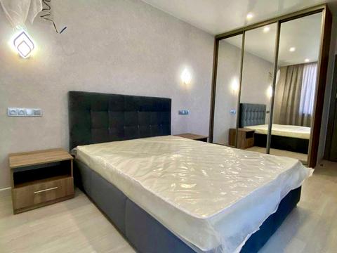 квартира за адресою Олександра Олеся вул., 4