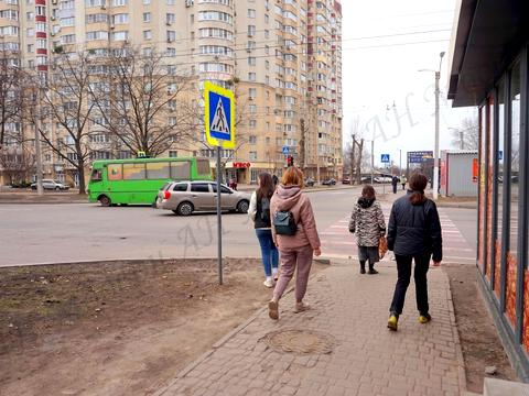 комерційна за адресою Гвардійців-Широнінців вул., 24