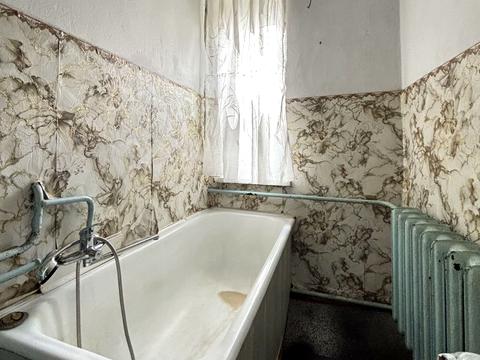 квартира за адресою Театральна вул., 9