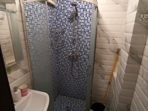 комерційна за адресою Празька вул., 32