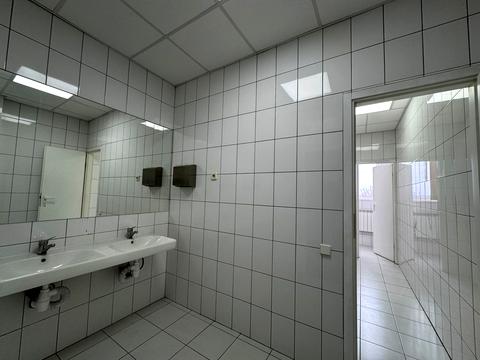 коммерческая по адресу Героїв Космосу ул., 4