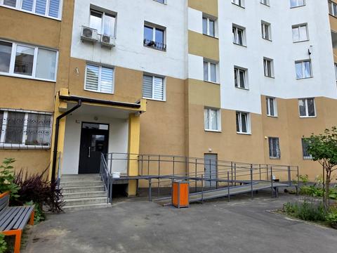 квартира за адресою Льва Ландау просп. (50-річчя СРСР), 52-А