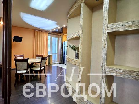 квартира за адресою Старицького вул., 23а