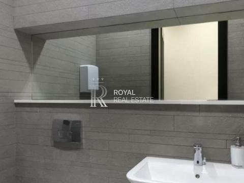 комерційна за адресою Івана Франка вул., 1