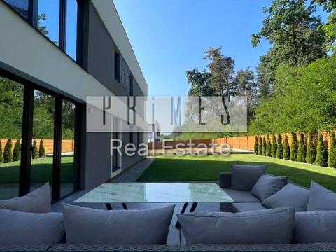 будинок за адресою Приозерна