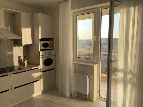 квартира по адресу Ревуцкого ул., 40-В