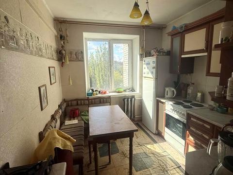 квартира за адресою Космонавтів вул., 146