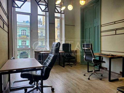 комерційна за адресою Велика Васильківська вул. (Червоноармійська), 27