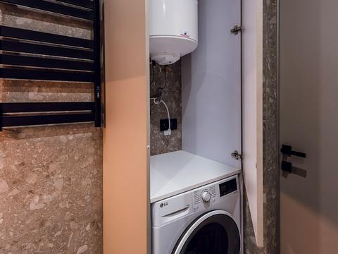 квартира по адресу Олександра Олеся ул., 8/17