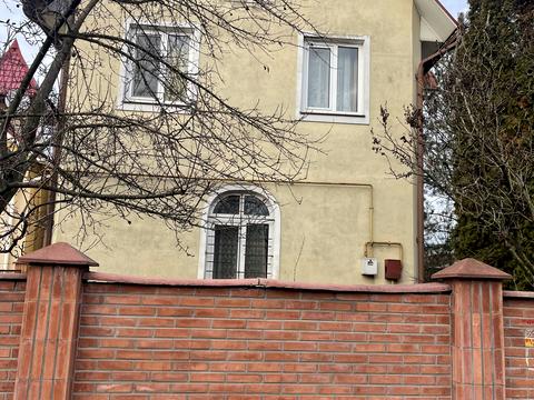 будинок за адресою Садова 5