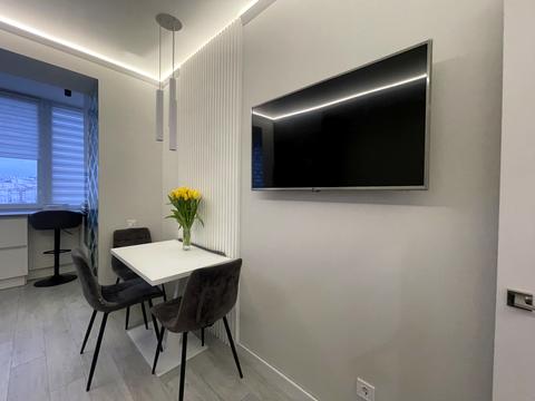 квартира за адресою Панаса Мирного вул., 11