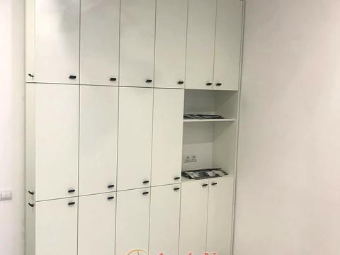 комерційна за адресою Академіка Сахарова вул., 3-А
