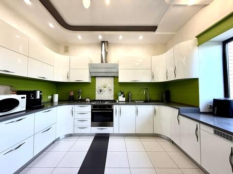 дом по адресу Івана Багряного ул. (Леоніда Бразова), 17