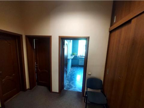 комерційна за адресою Голосіївська пл., 48