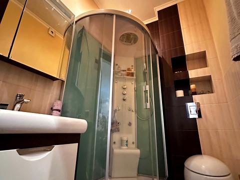 квартира за адресою Літературна вул., 1а